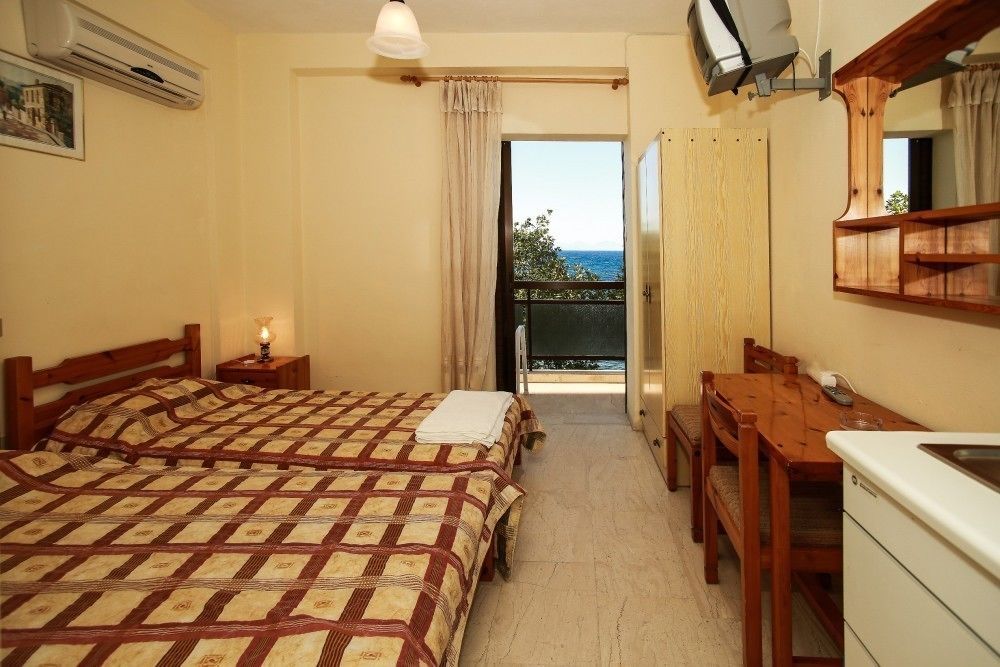 Astir Rooms Pórosz Kültér fotó