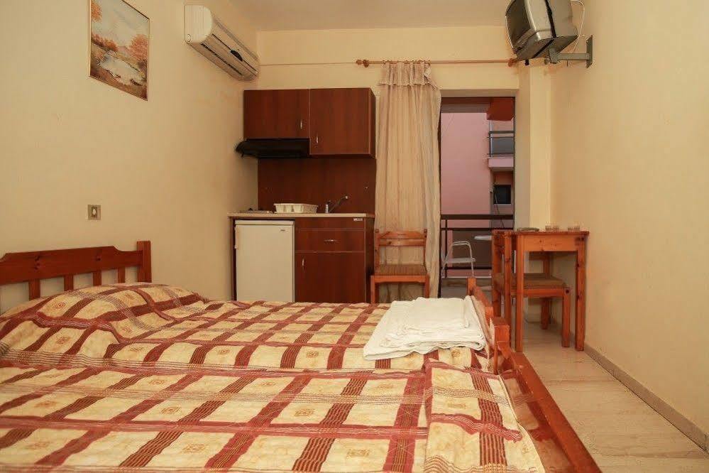 Astir Rooms Pórosz Kültér fotó